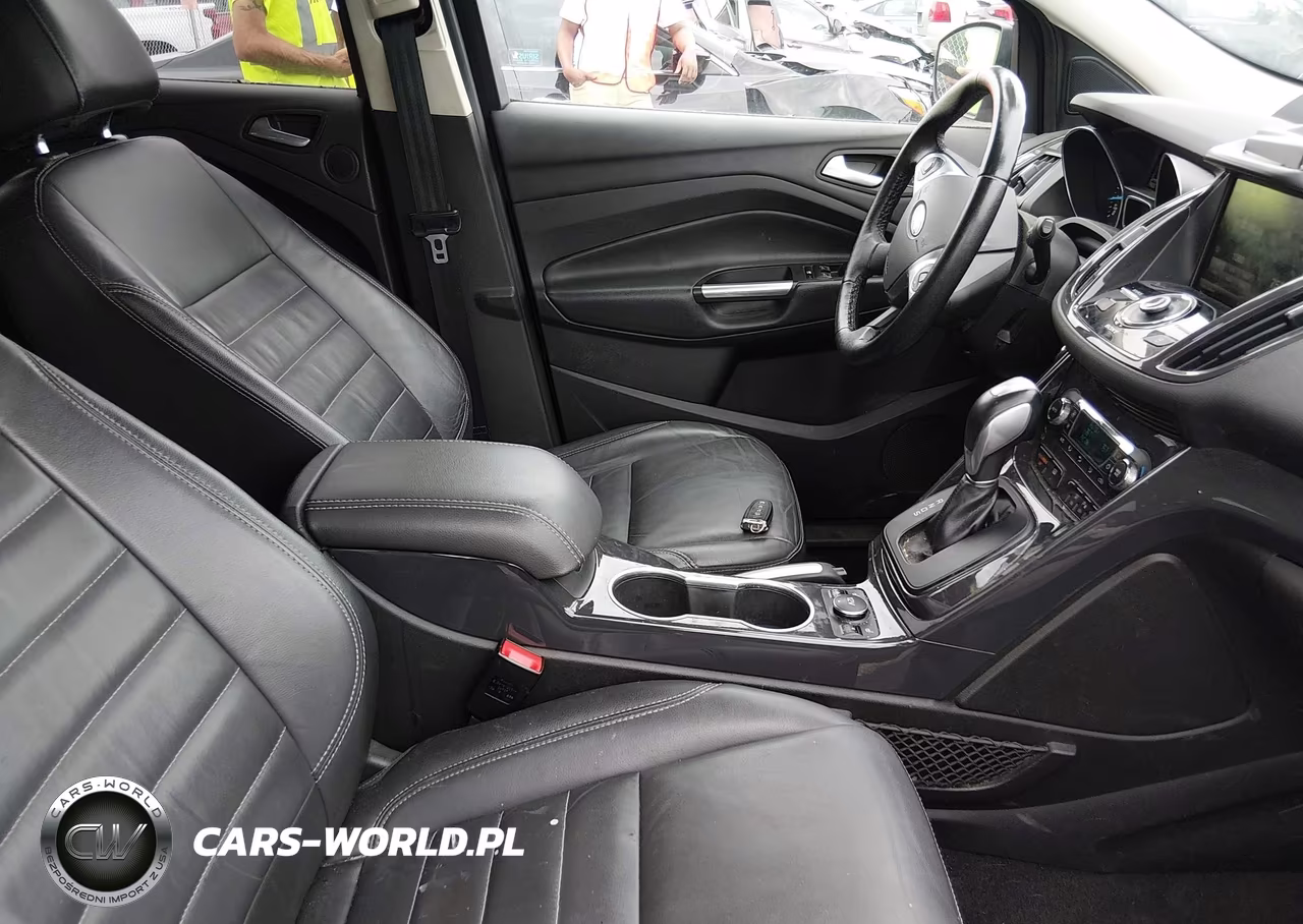 2015 Ford Escape Titanium VIN:1FMCU9J95FUC39589 - 5