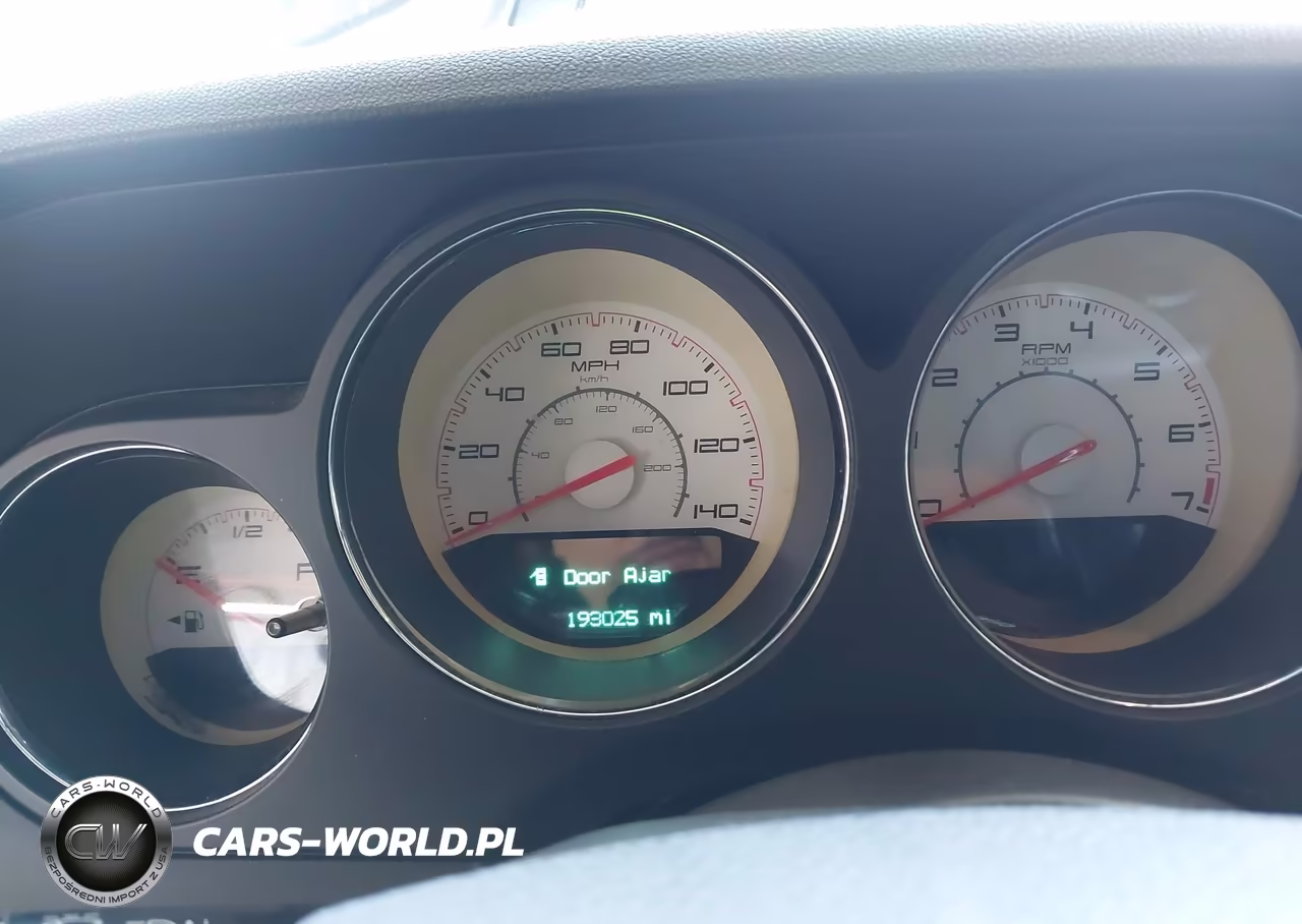 2013 Dodge Challenger Sxt VIN:2C3CDYAG9DH500742 - 7