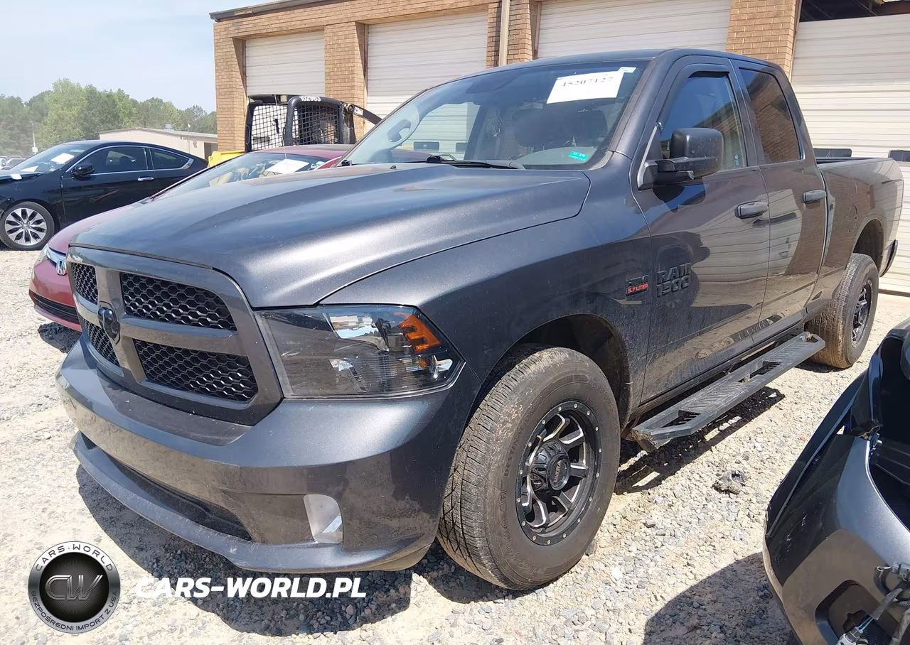 2018 Ram 1500 Express 4X2 6'4 Box VIN:1C6RR6FT4JS305581 - 2