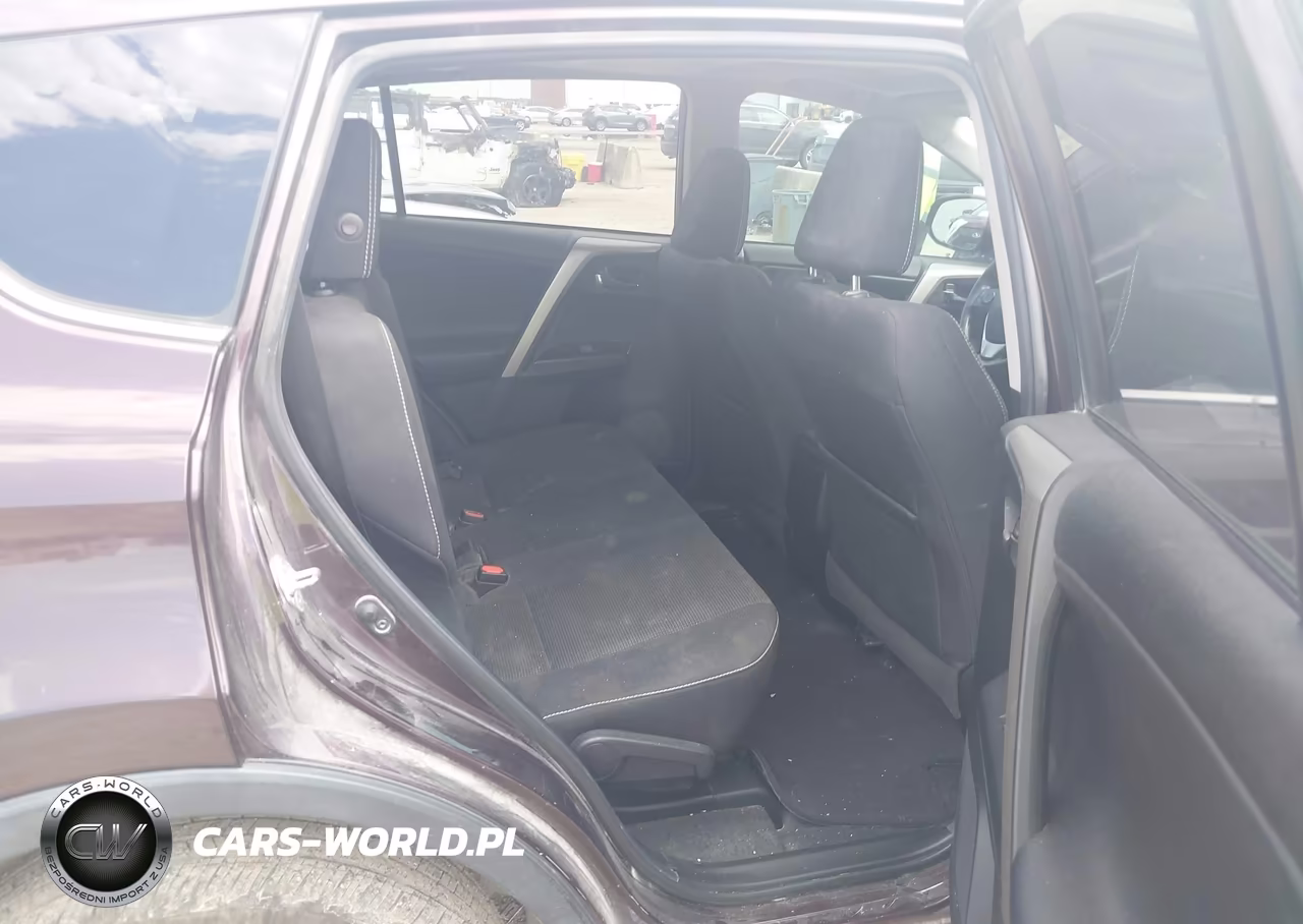 2018 Toyota Rav4 Xle VIN:2T3WFREV8JW417011 - 8