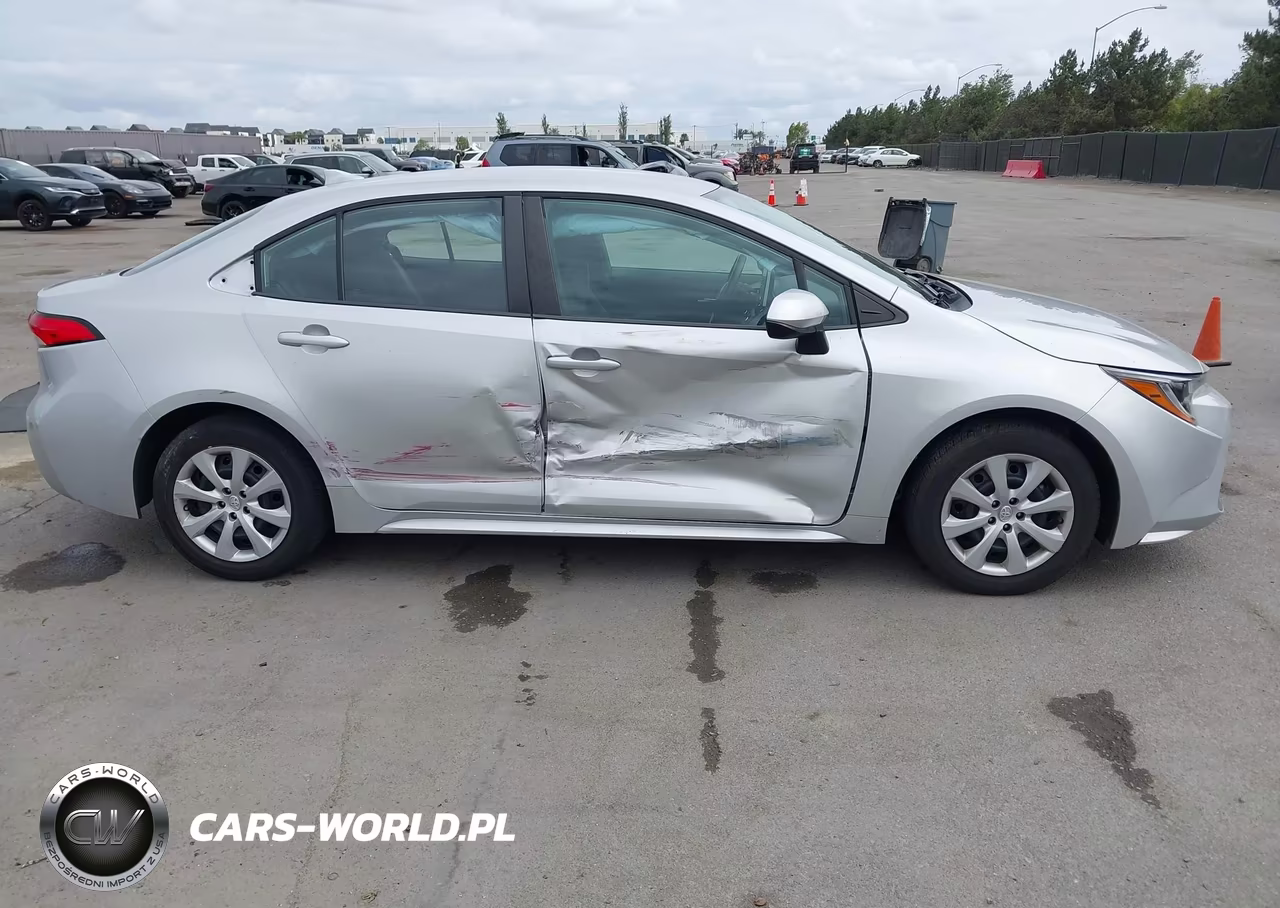 2020 Toyota Corolla Le VIN:5YFEPRAE2LP030403 - 13