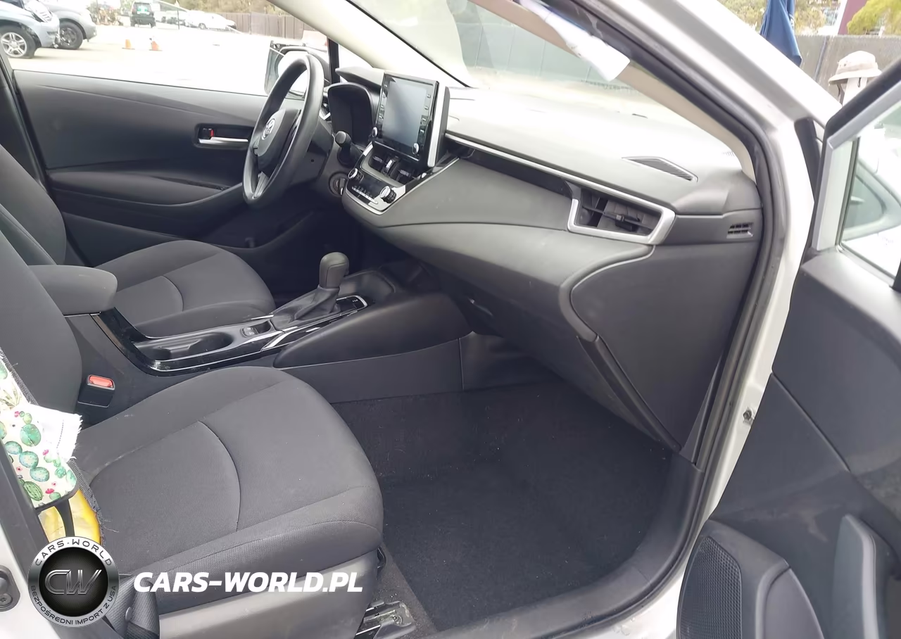 2020 Toyota Corolla Le VIN:5YFEPRAE2LP030403 - 5