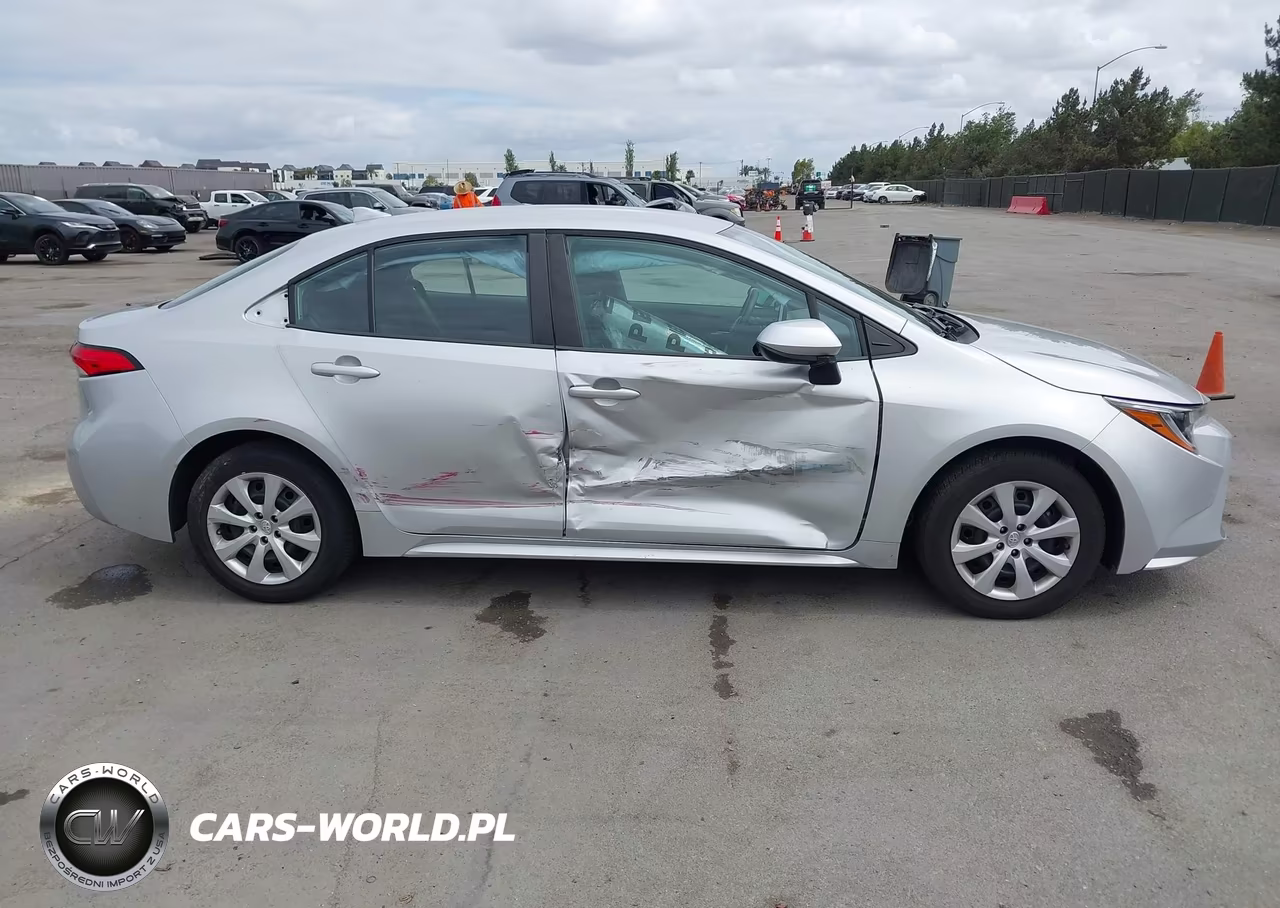 2020 Toyota Corolla Le VIN:5YFEPRAE2LP030403 - 6