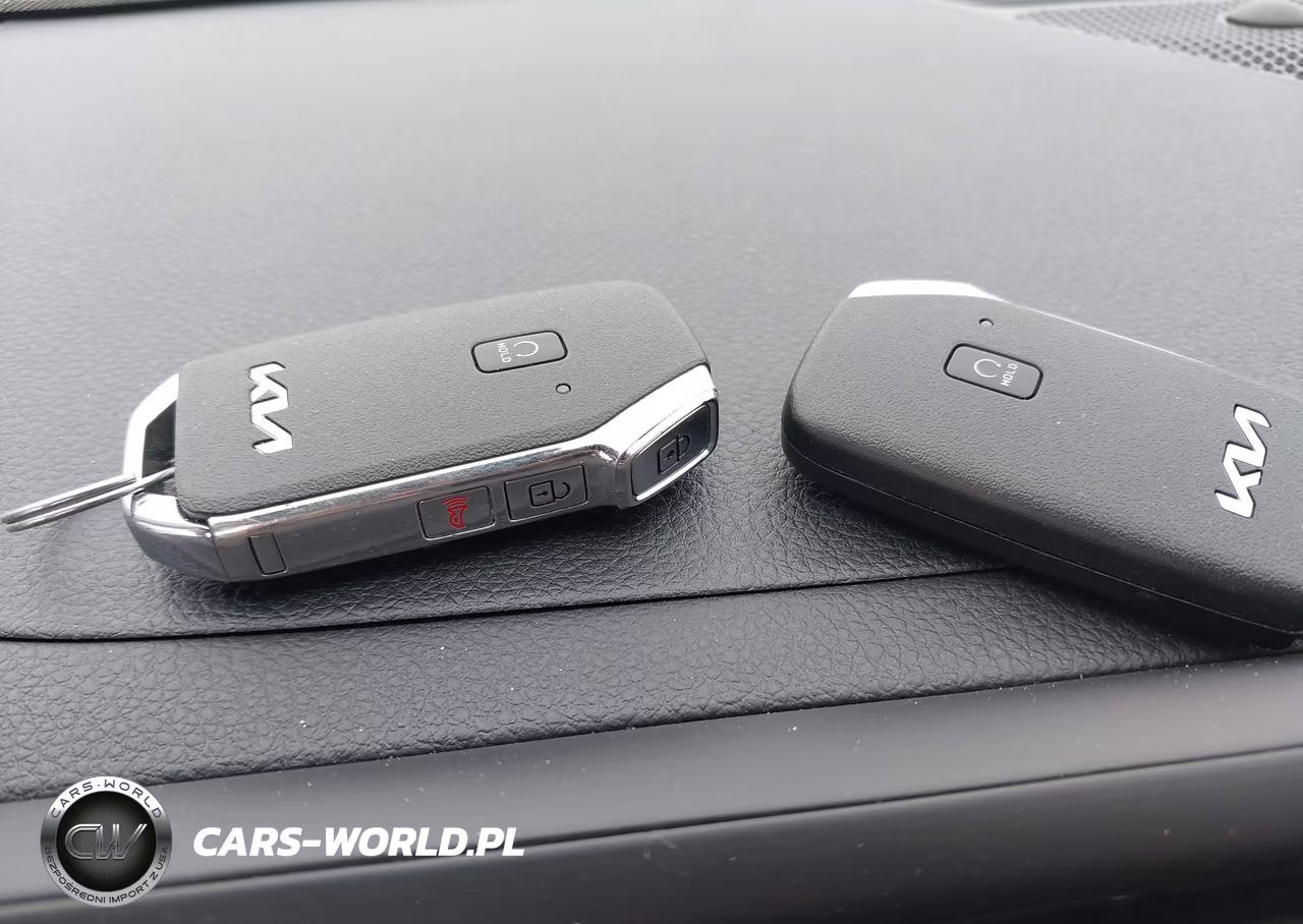 2025 Kia Seltos S VIN:KNDEU2AA9S7687146 - 11