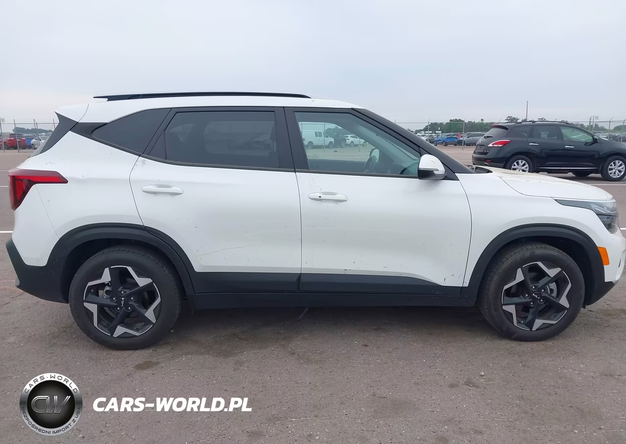 2025 Kia Seltos S VIN:KNDEU2AA9S7687146 - 13