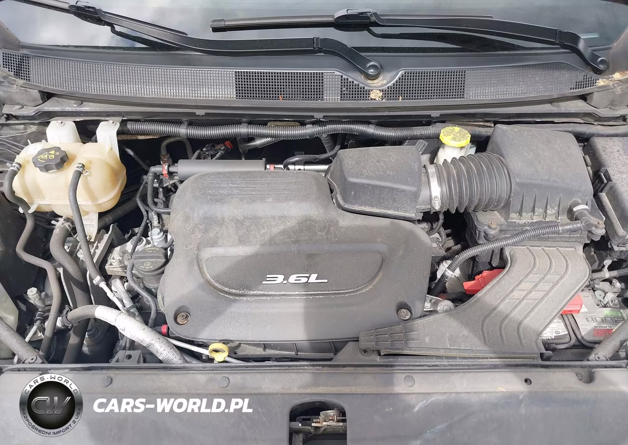 2018 Chrysler Pacifica Touring L VIN:2C4RC1BG3JR353595 - 10