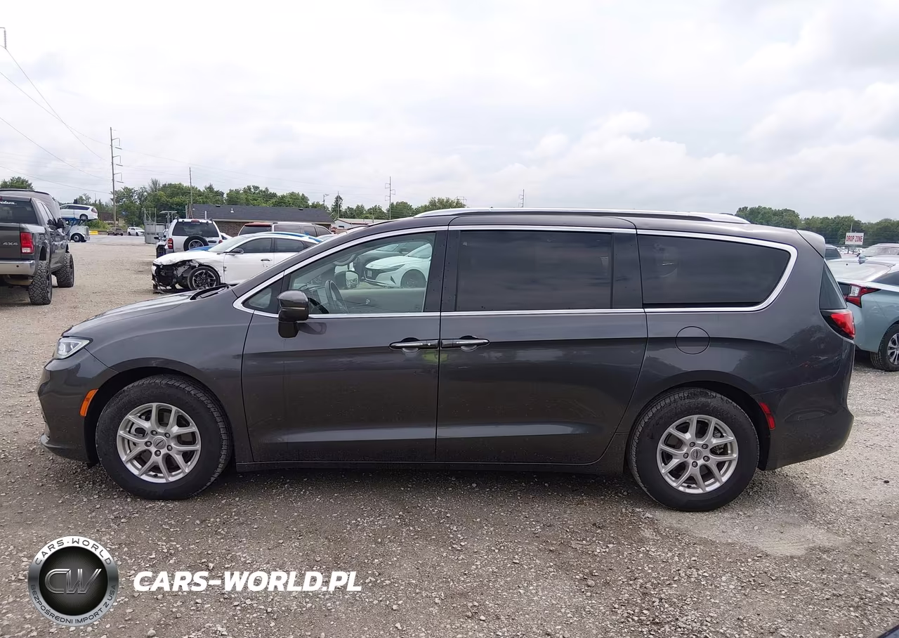2021 Chrysler Pacifica Touring L VIN:2C4RC1BG1MR598299 - 14