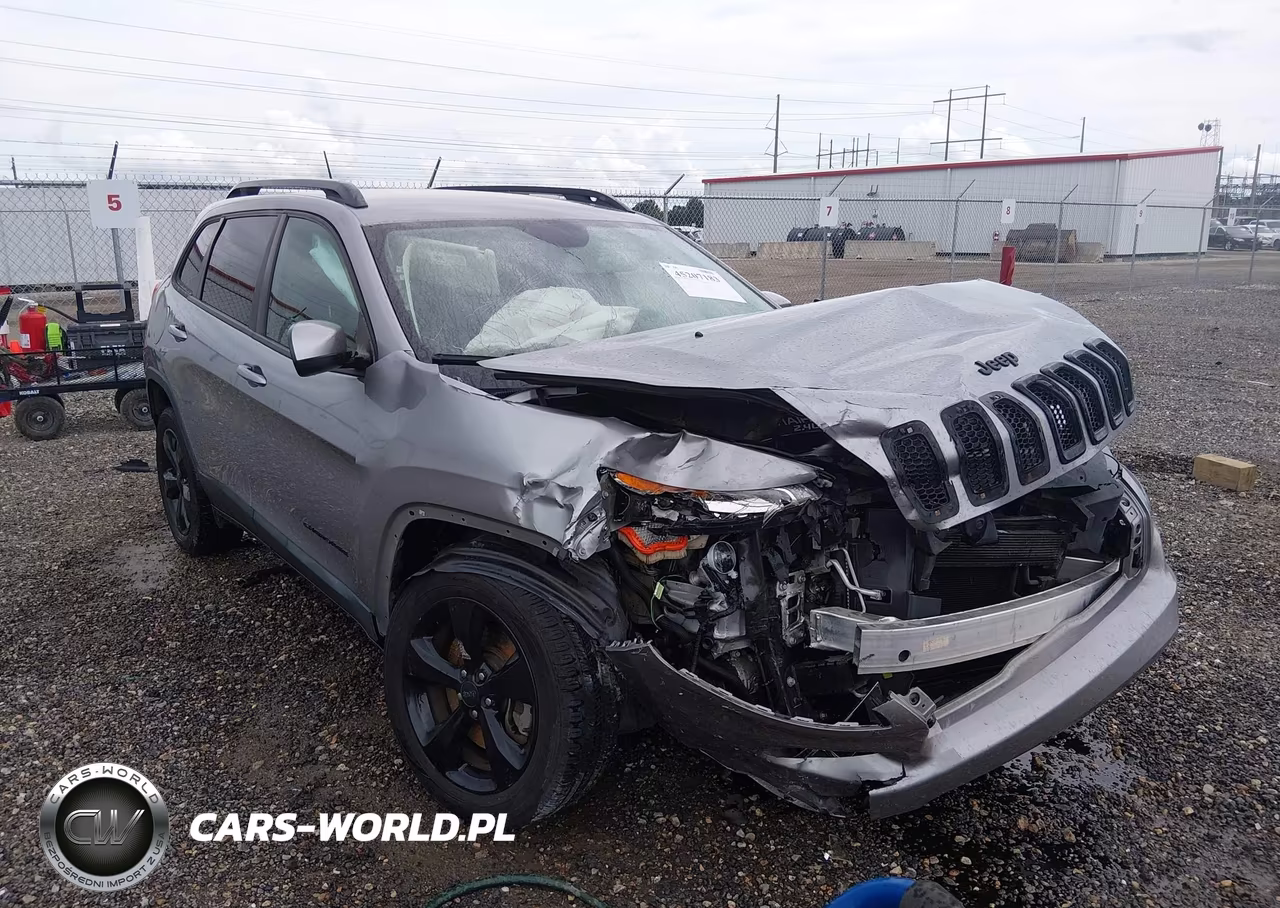 2015 Jeep Cherokee Latitude Altitude – zdjęcie 1 z 17