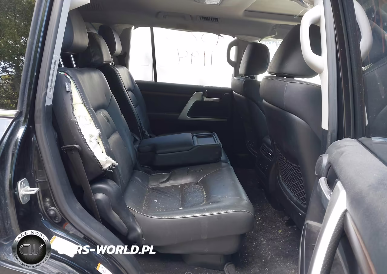 2019 Toyota Land Cruiser V8 VIN:JTMCY7AJ4K4076922 - 8