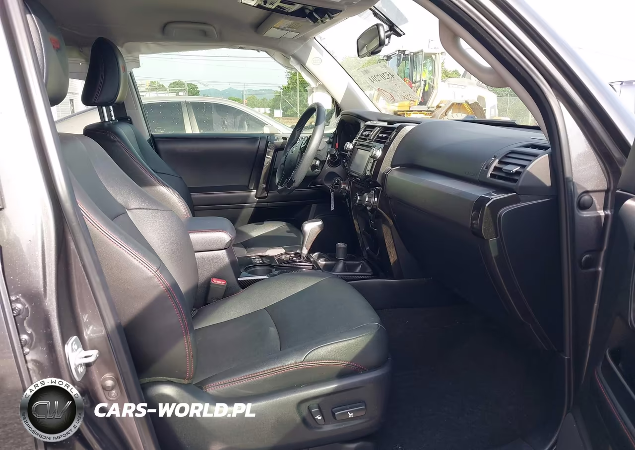 2019 Toyota 4Runner Trd Off Road Premium VIN:JTEBU5JR0K5734002 - 5