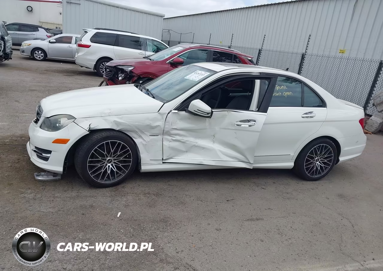 2012 Mercedes-Benz C 250 Luxury-Sport VIN:WDDGF4HB2CR195289 - 6