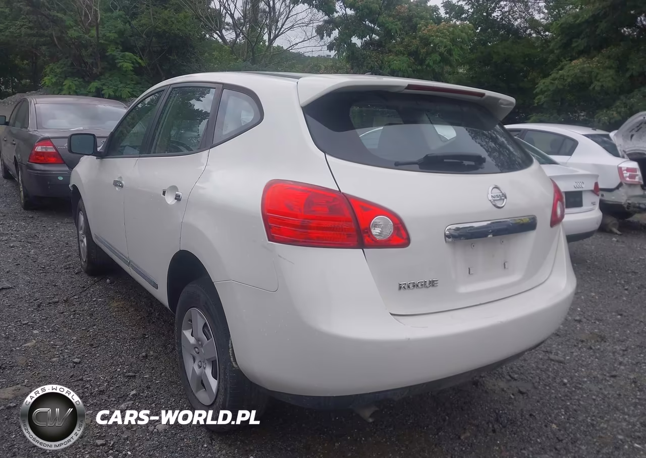 2013 Nissan Rogue S VIN:JN8AS5MT2DW524421 - 3