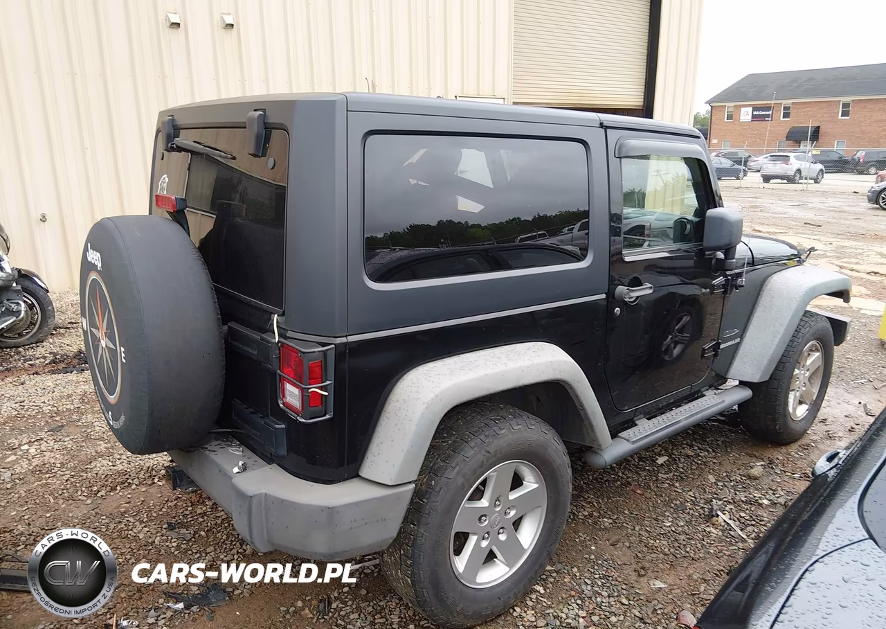 2011 Jeep Wrangler Sport VIN:1J4AA2D1XBL505300 - 4