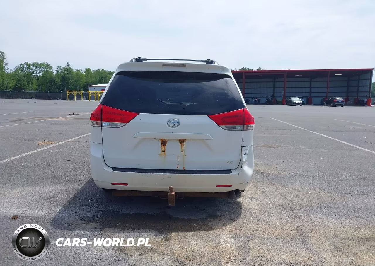 2013 Toyota Sienna Le V6 8 Passenger VIN:5TDKK3DC3DS340111 - 16