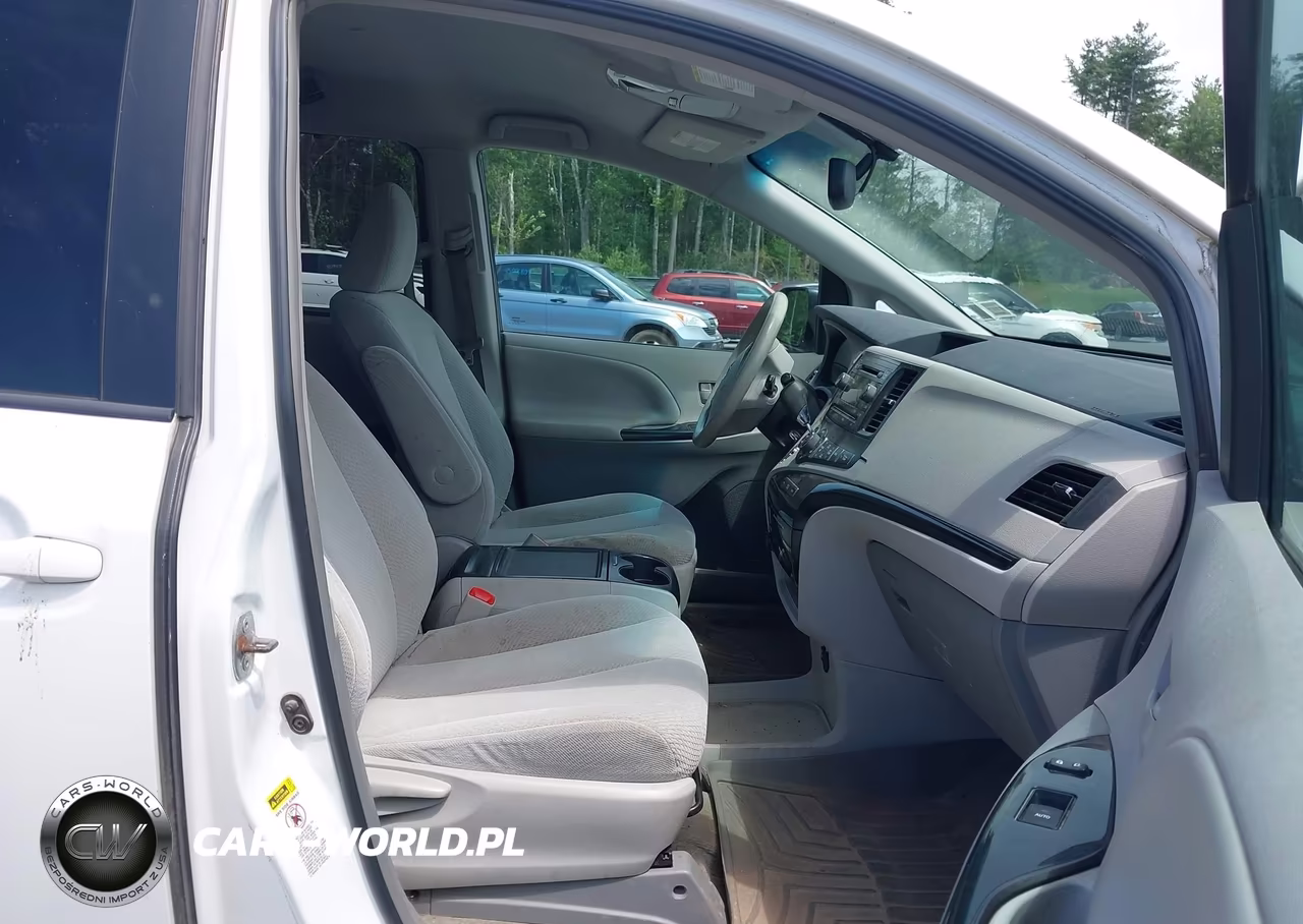 2013 Toyota Sienna Le V6 8 Passenger VIN:5TDKK3DC3DS340111 - 5
