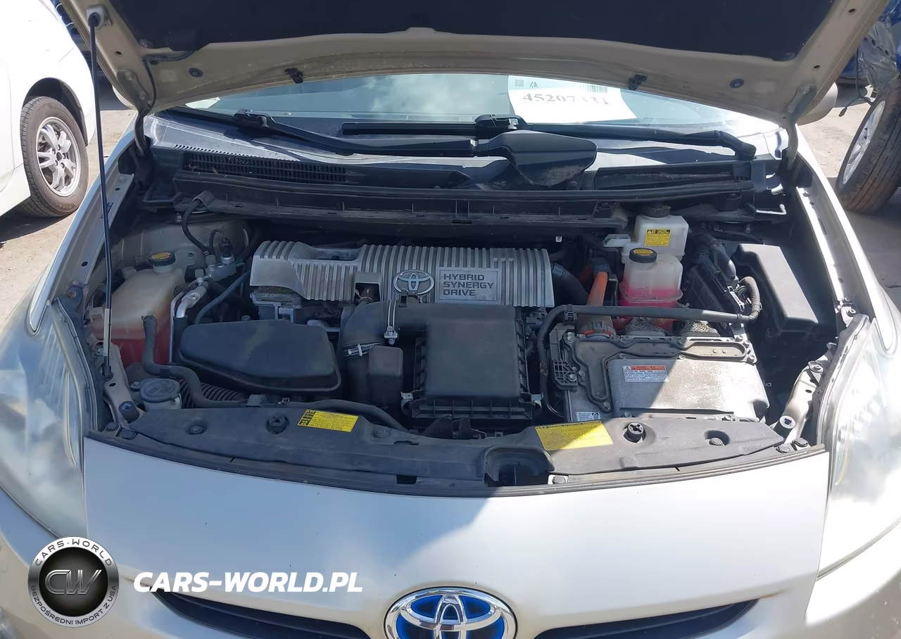 2011 Toyota Prius Three VIN:JTDKN3DU2B0324157 - 10
