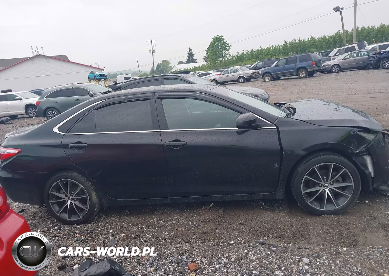 2016 Toyota Camry Xse VIN:4T1BF1FK2GU262249 - 13