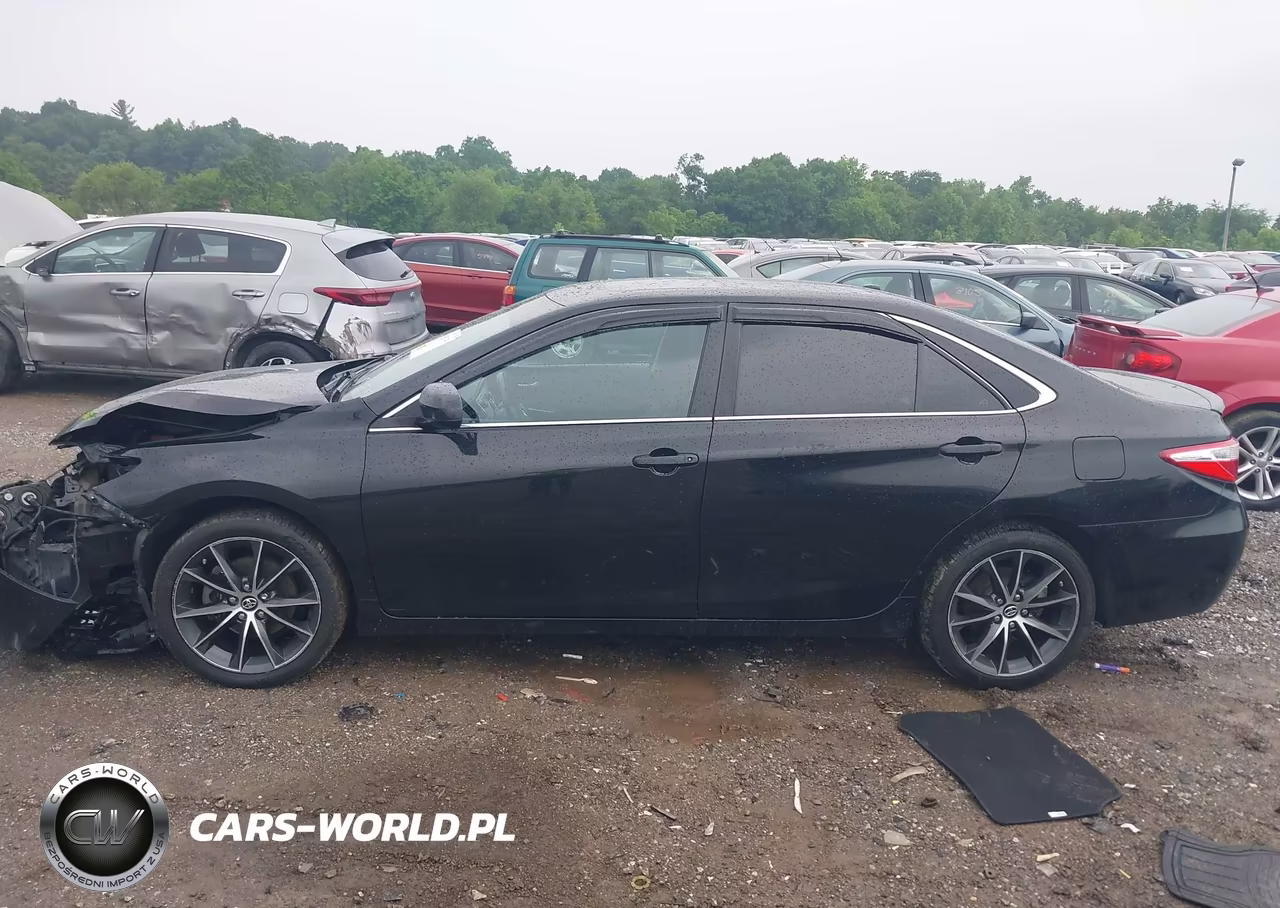 2016 Toyota Camry Xse VIN:4T1BF1FK2GU262249 - 14