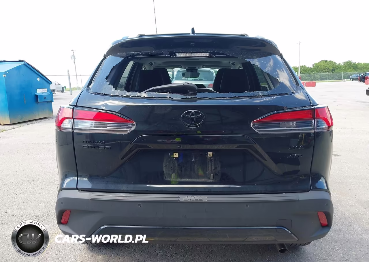 2022 Toyota Corolla Cross Xle VIN:7MUDAABG3NV004553 - 16