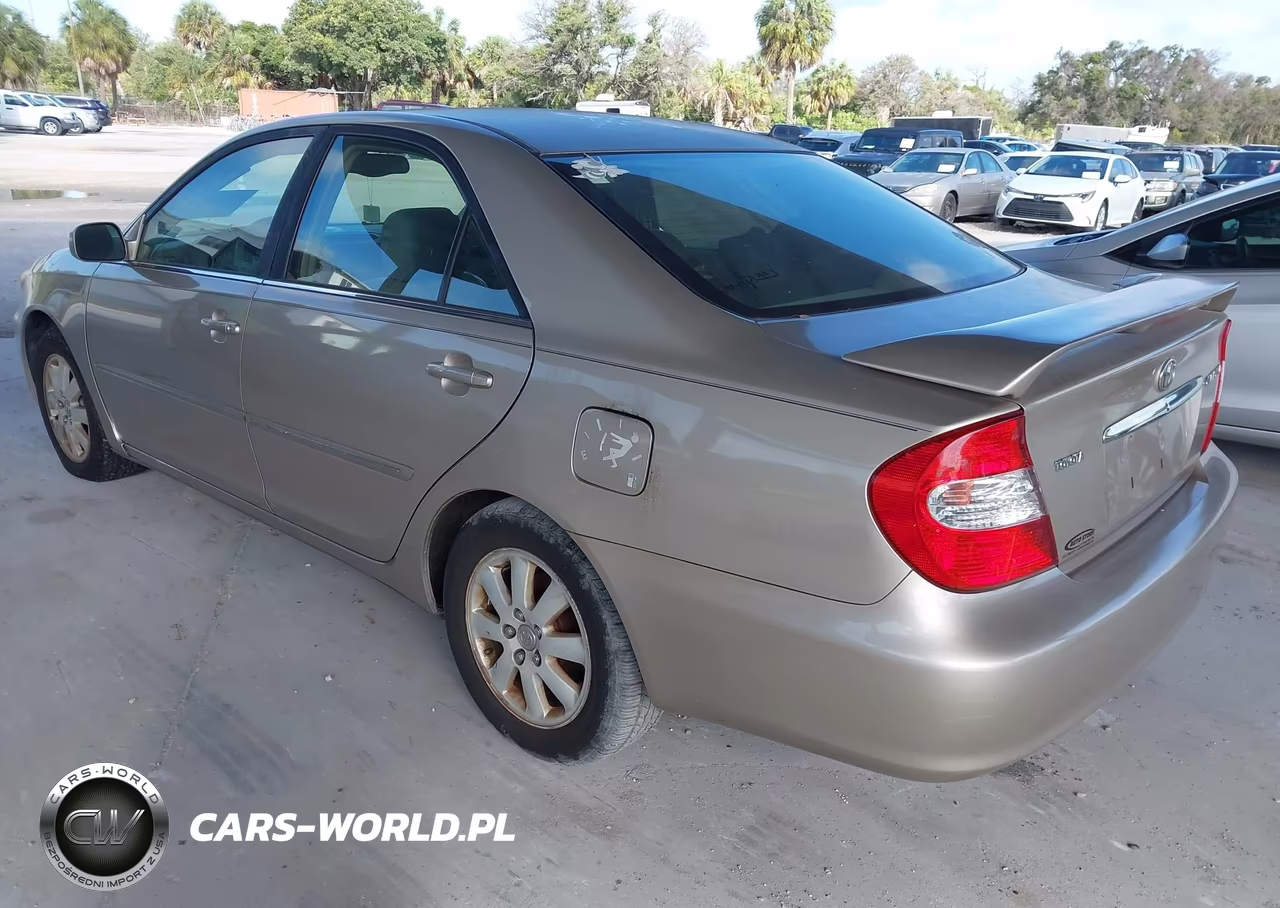 2004 Toyota Camry Xle VIN:4T1BE30K04U920525 - 3