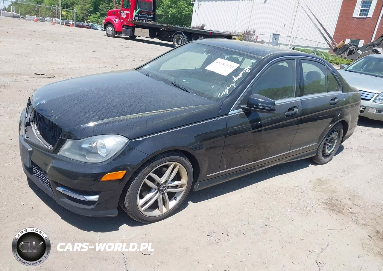 2012 Mercedes-Benz C 300 Sport 4Matic VIN:WDDGF8BB1CR197437 - 2