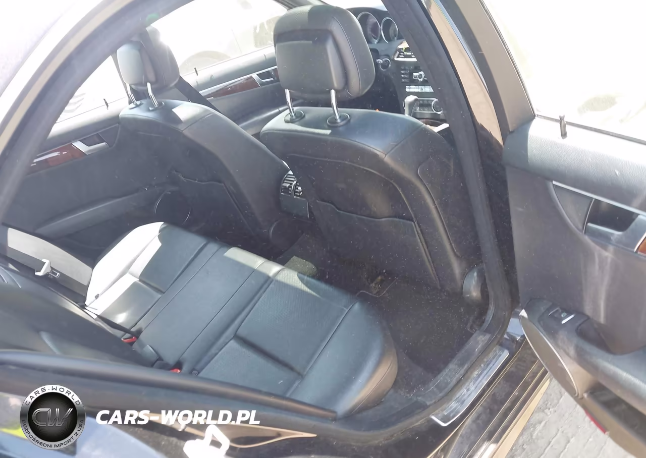 2012 Mercedes-Benz C 300 Sport 4Matic VIN:WDDGF8BB1CR197437 - 8