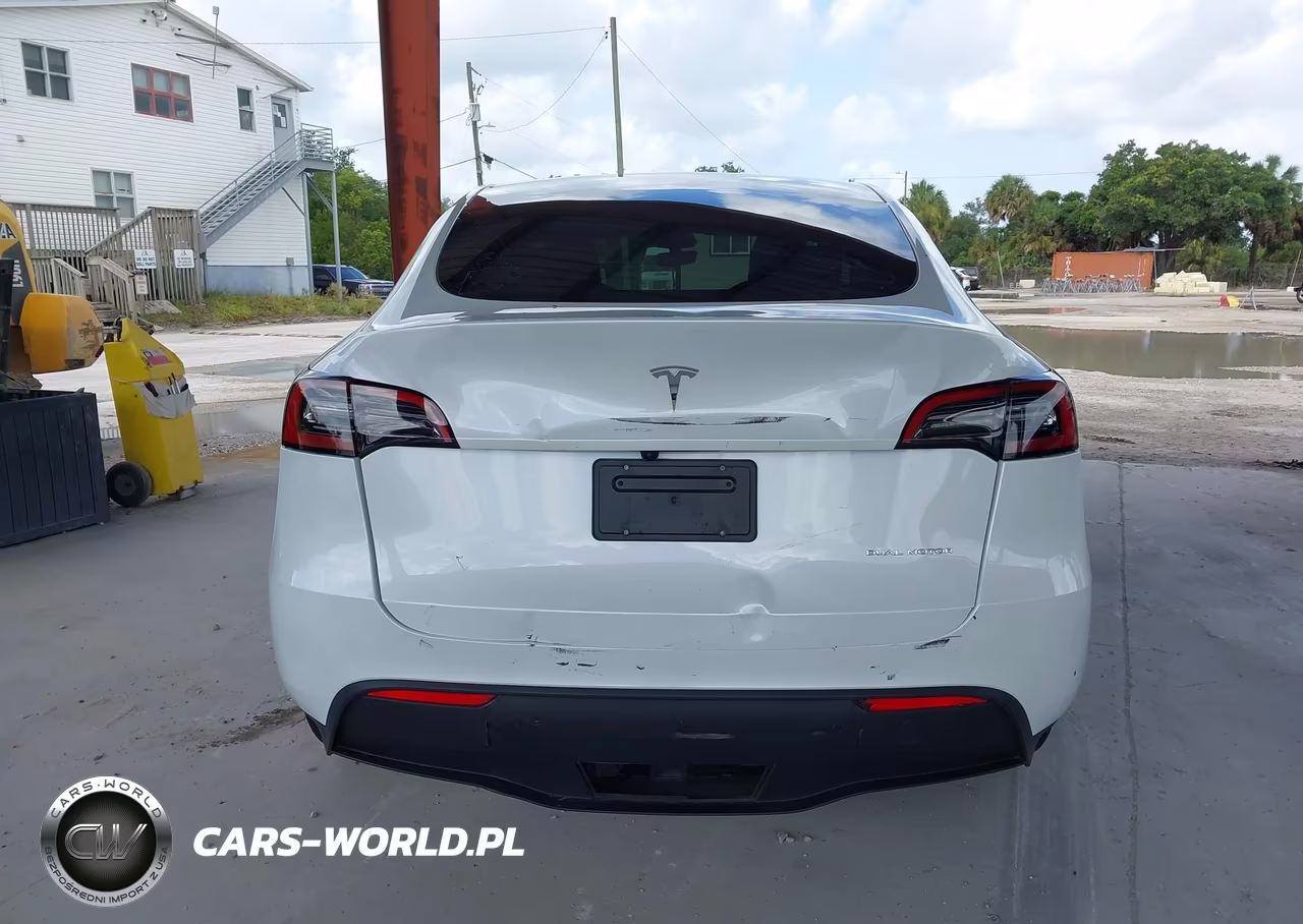 2023 Tesla Model Y Awd-Long Range Dual Motor All-Wheel Drive VIN:7SAYGDEE3PA177907 - 15