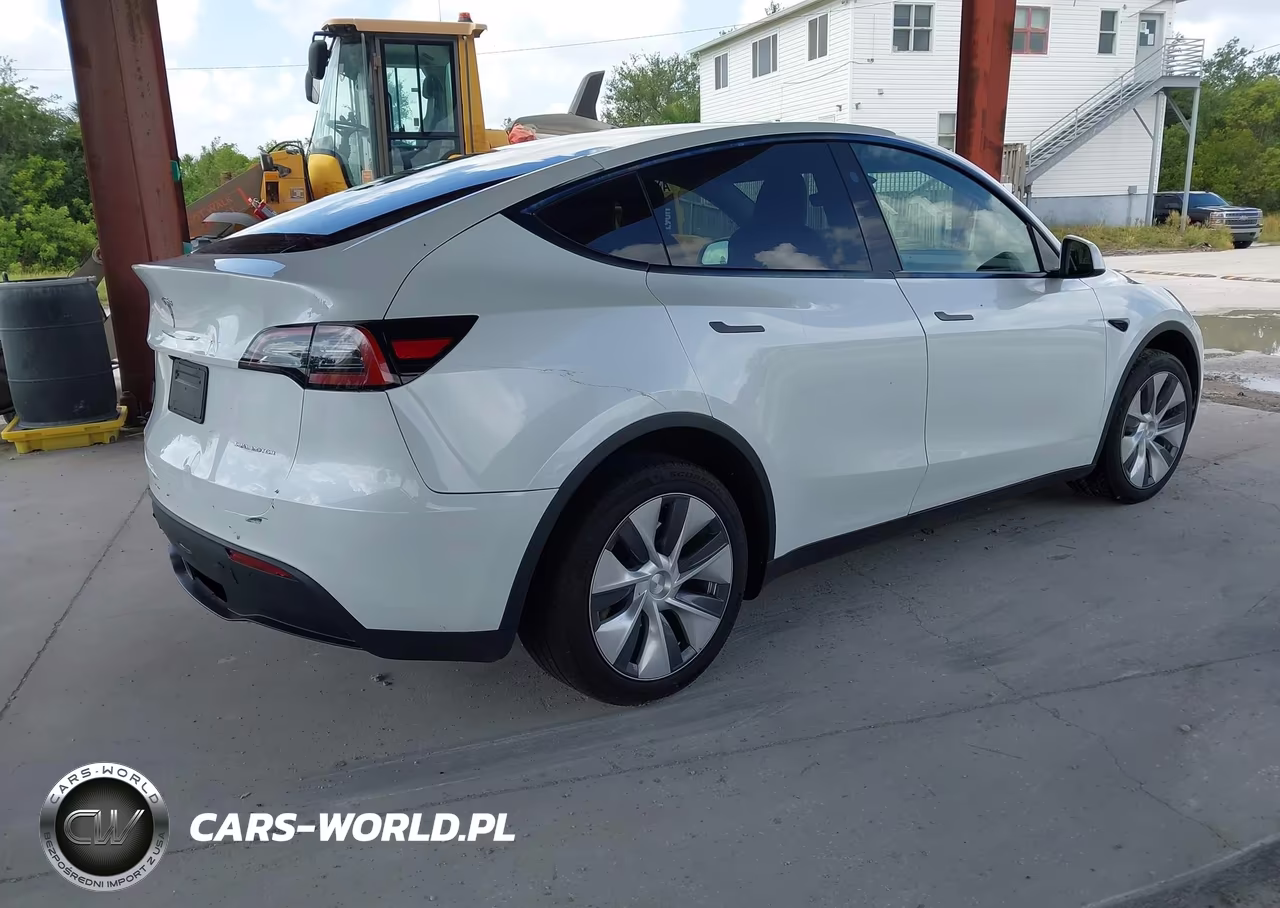 2023 Tesla Model Y Awd-Long Range Dual Motor All-Wheel Drive VIN:7SAYGDEE3PA177907 - 4