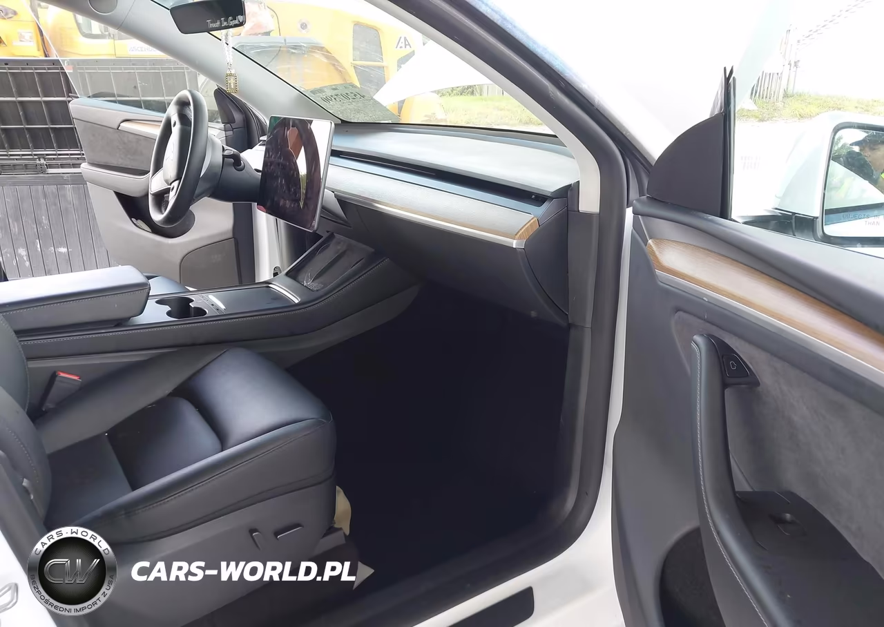 2023 Tesla Model Y Awd-Long Range Dual Motor All-Wheel Drive VIN:7SAYGDEE3PA177907 - 5