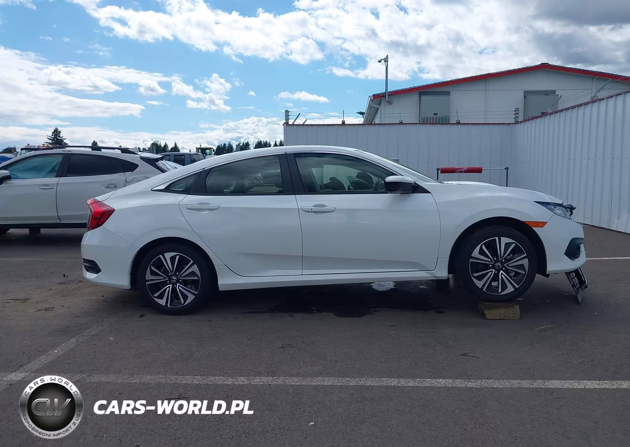 2018 Honda Civic Ex-L VIN:JHMFC1F73JX020410 - 14