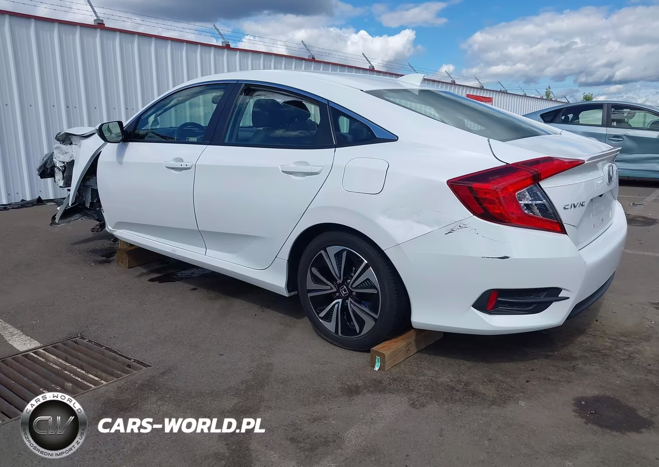 2018 Honda Civic Ex-L VIN:JHMFC1F73JX020410 - 3