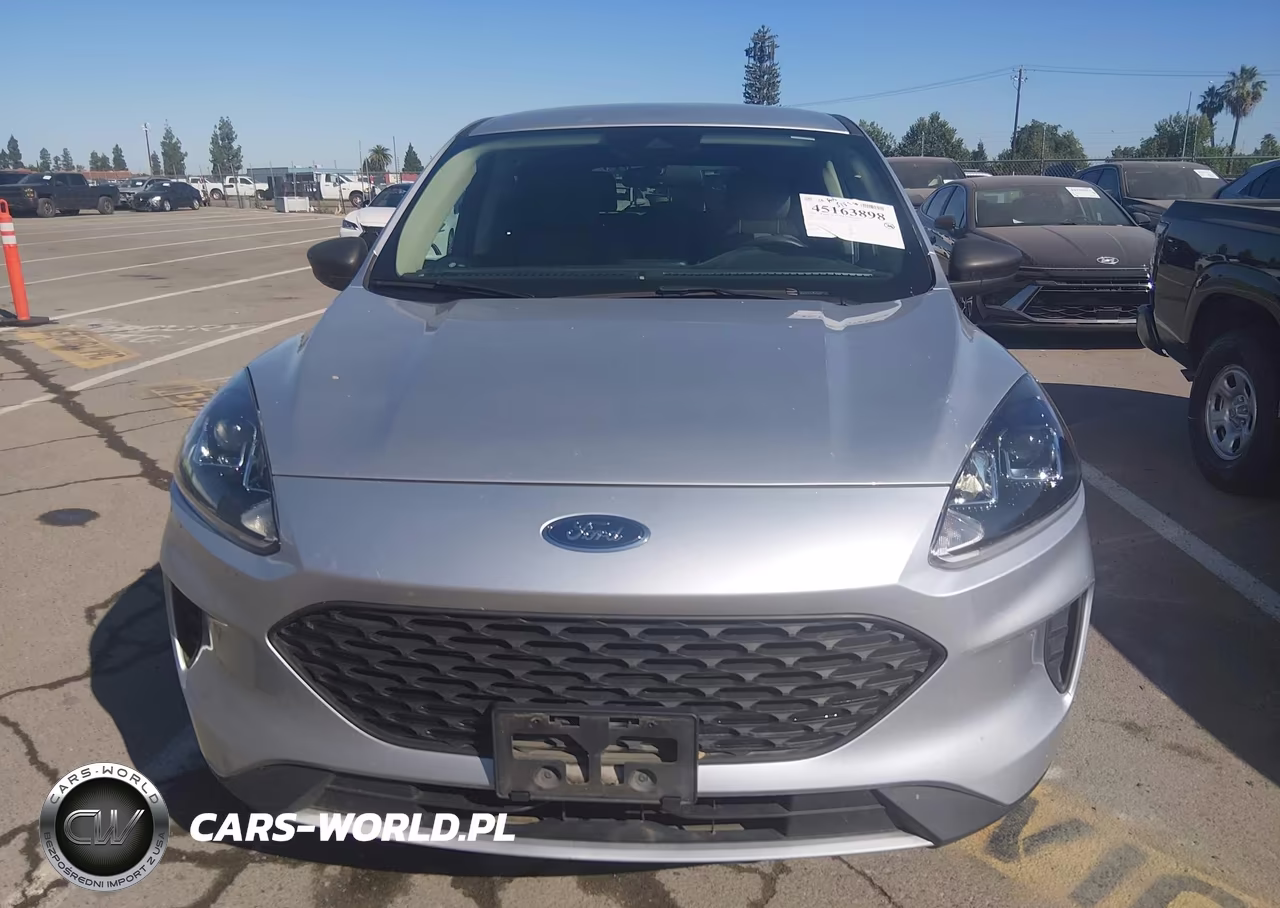 2020 Ford Escape S VIN:1FMCU9F64LUC08263 - 17