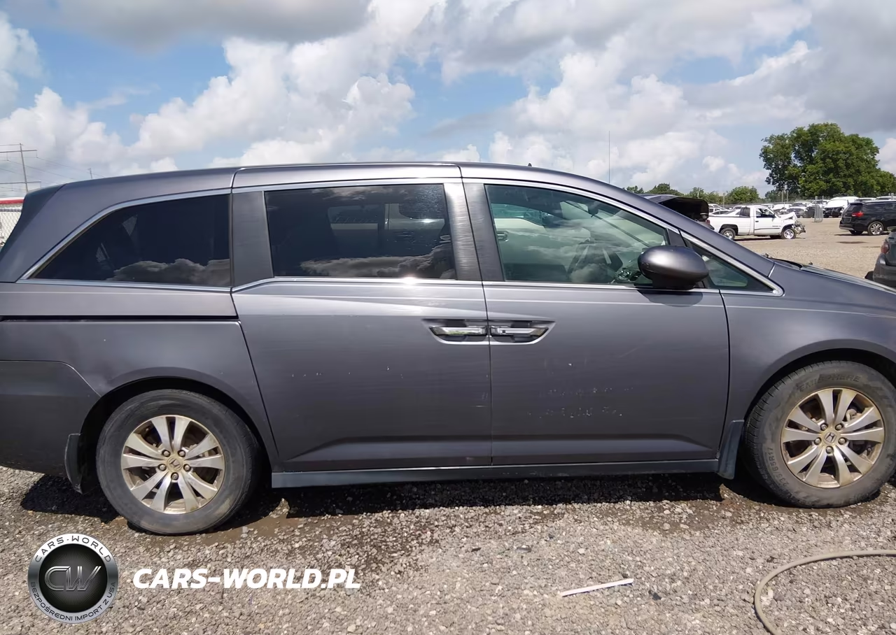 2016 Honda Odyssey Se VIN:5FNRL5H39GB102676 - 13