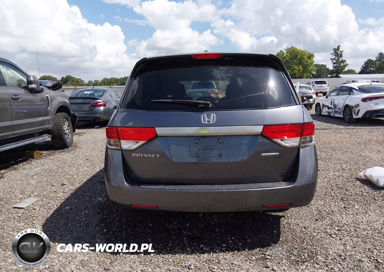 2016 Honda Odyssey Se VIN:5FNRL5H39GB102676 - 16