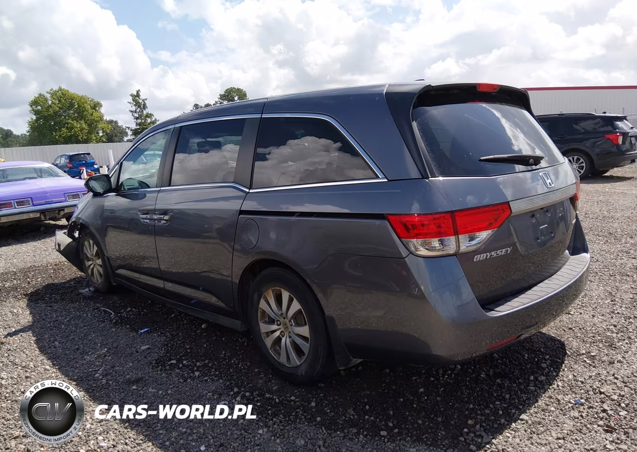 2016 Honda Odyssey Se VIN:5FNRL5H39GB102676 - 3