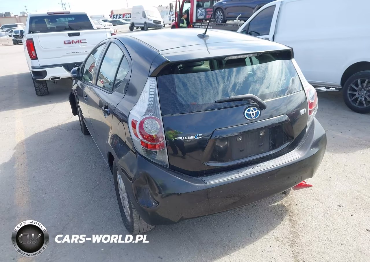 2012 Toyota Prius C Four VIN:JTDKDTB31C1012209 - 3