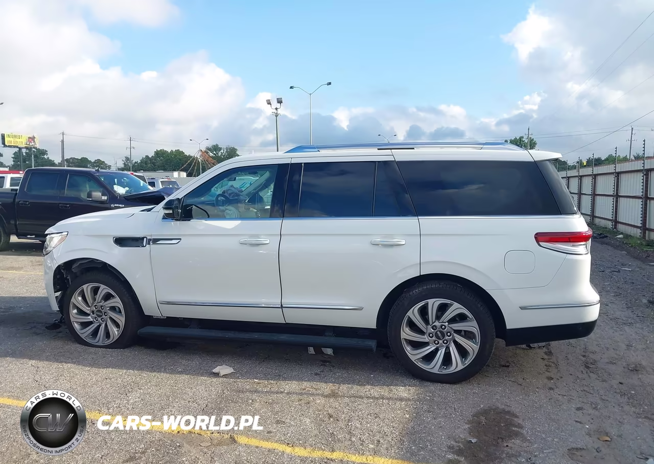 2024 Lincoln Navigator Premiere VIN:5LMJJ2NG4REL19932 - 15