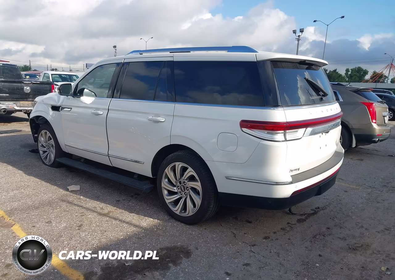 2024 Lincoln Navigator Premiere VIN:5LMJJ2NG4REL19932 - 3