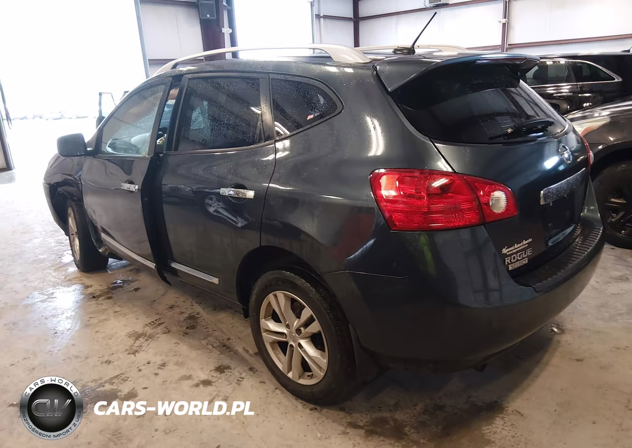 2015 Nissan Rogue Select S VIN:JN8AS5MV8FW750726 - 3