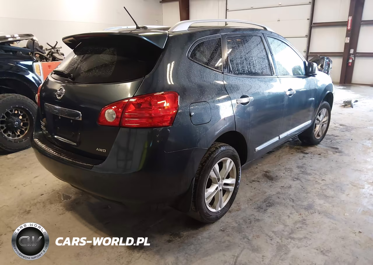 2015 Nissan Rogue Select S VIN:JN8AS5MV8FW750726 - 4