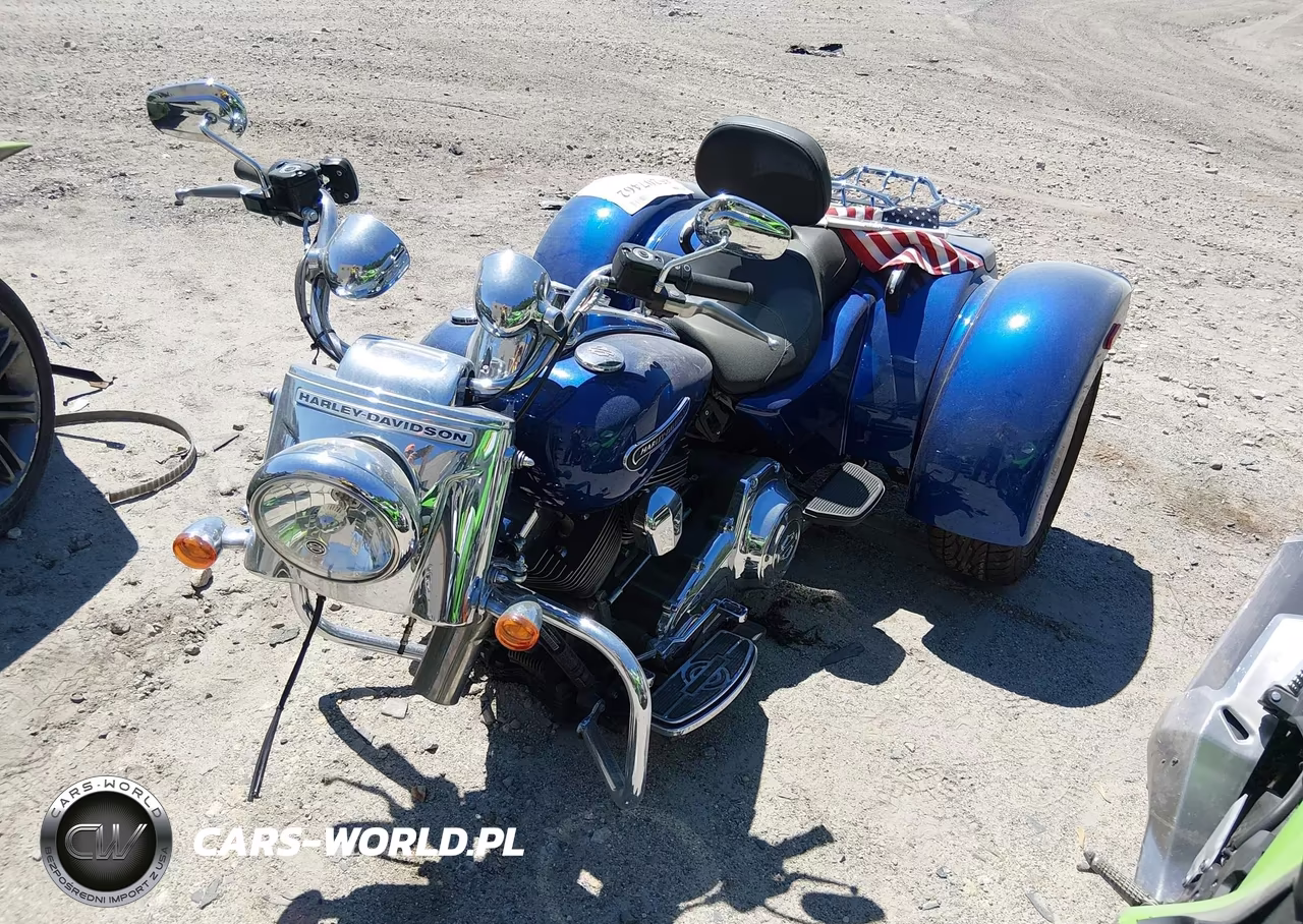 2015 Harley-Davidson Flrt Free Wheeler VIN:1HD1MCM12FB857123 - 2