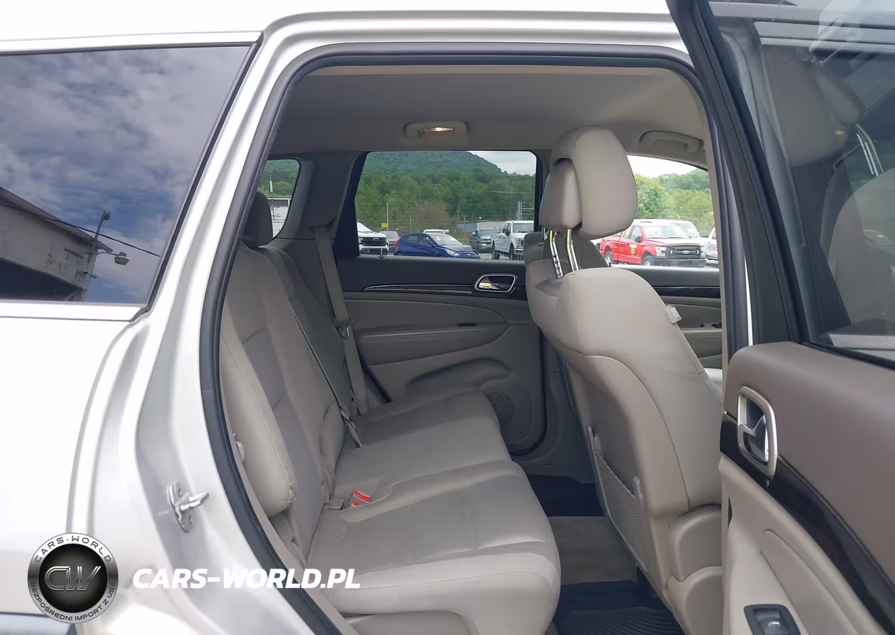 2011 Jeep Grand Cherokee Laredo VIN:1J4RR4GG7BC671510 - 8