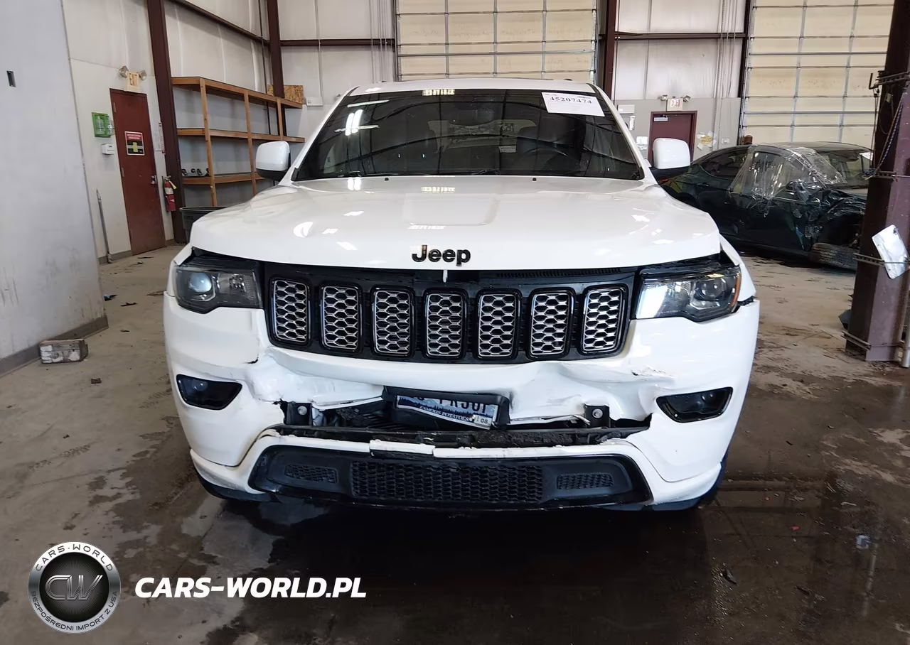 2018 Jeep Grand Cherokee Altitude 4X4 VIN:1C4RJFAG9JC491509 - 6