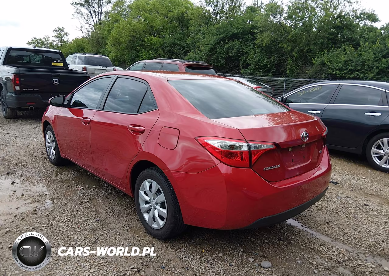 2016 Toyota Corolla Le VIN:5YFBURHE0GP371385 - 3