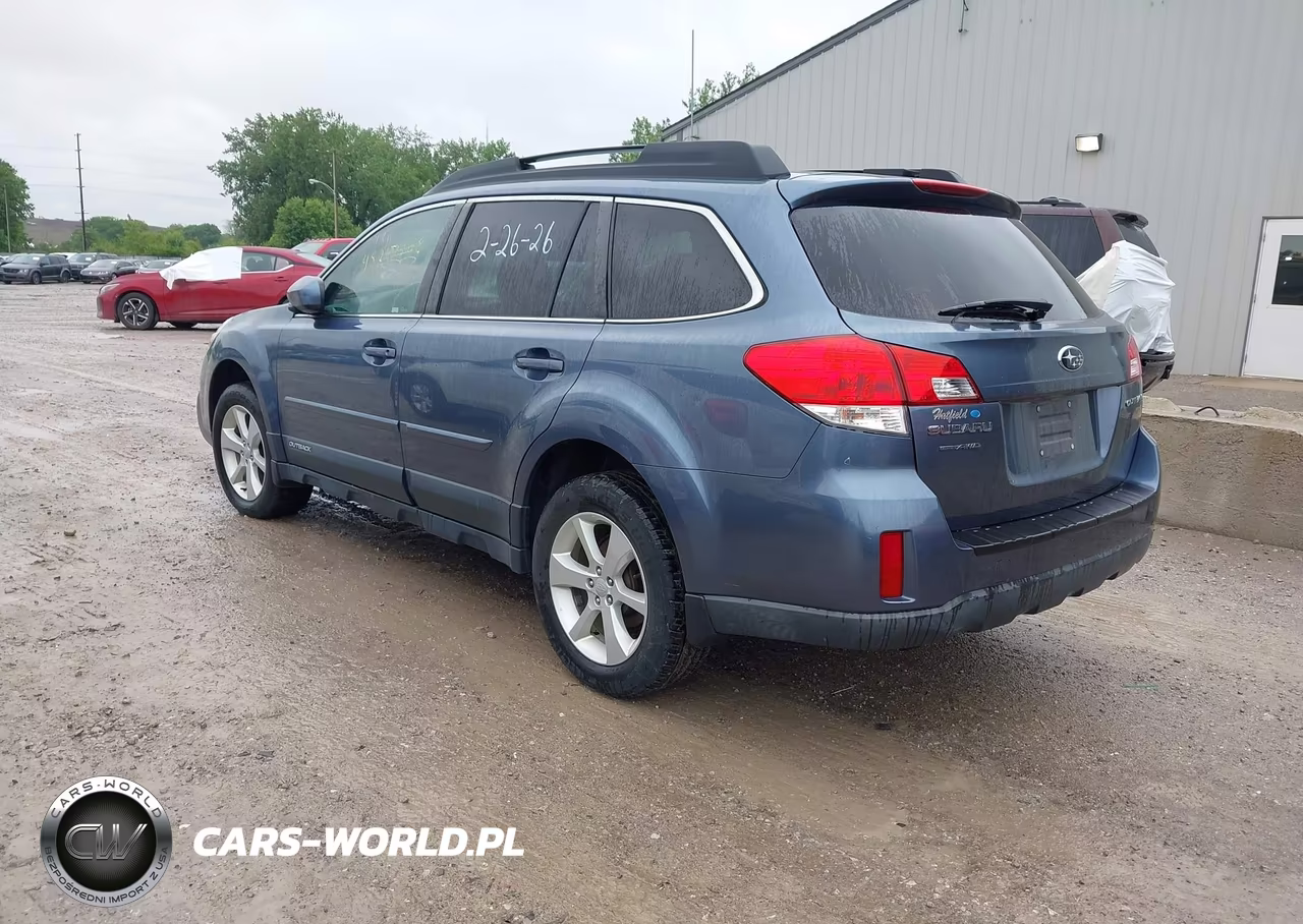 2013 Subaru Outback 2.5I Premium VIN:4S4BRCBC6D3246316 - 3