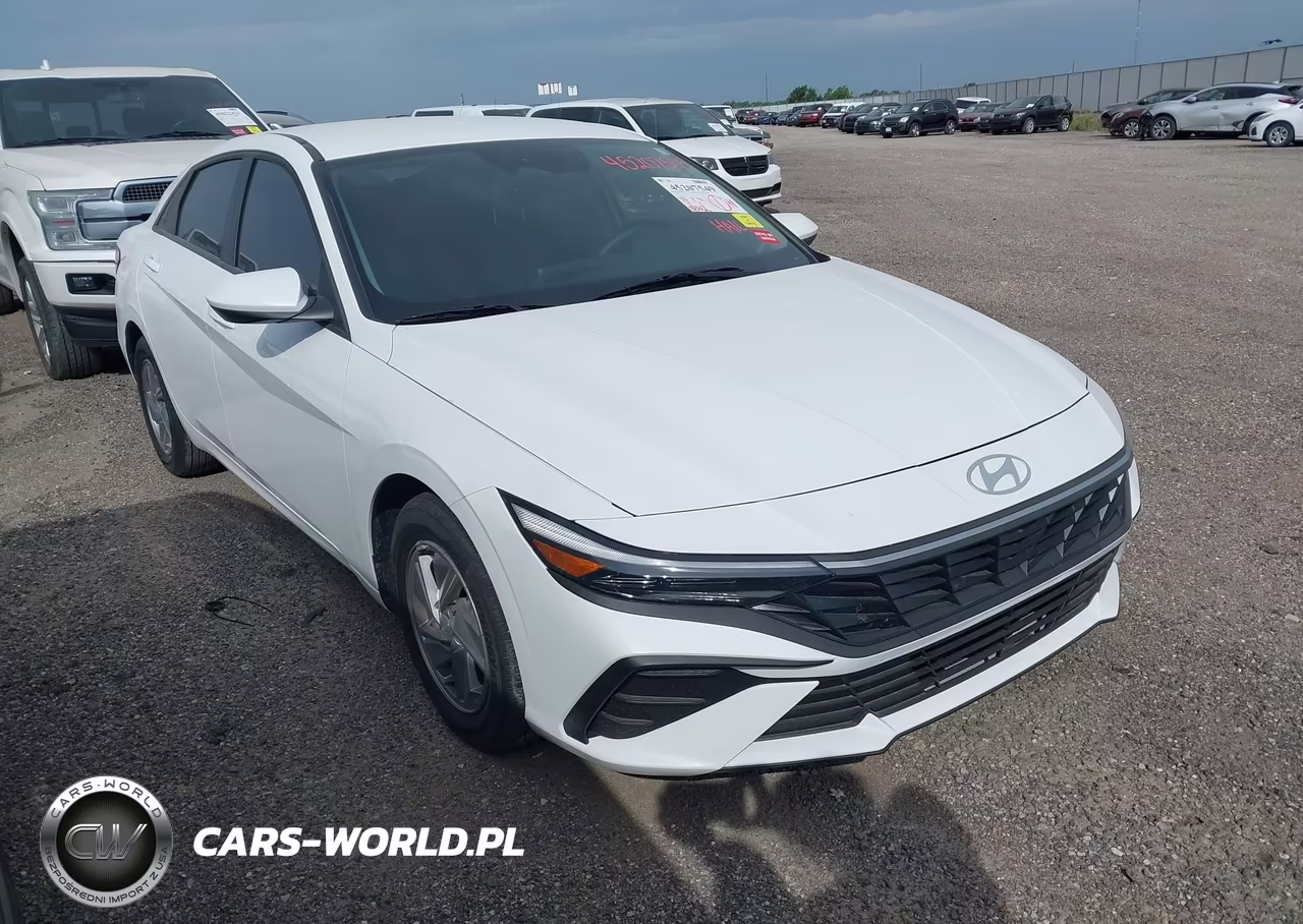 2025 Hyundai Elantra Se – zdjęcie 1 z 16