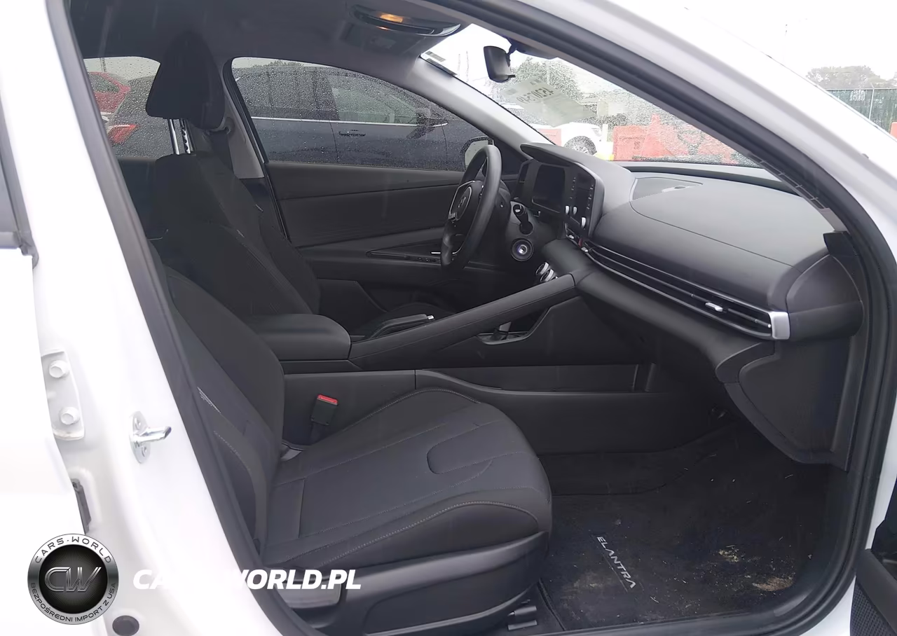 2025 Hyundai Elantra Se VIN:KMHLL4DGXSU044047 - 5