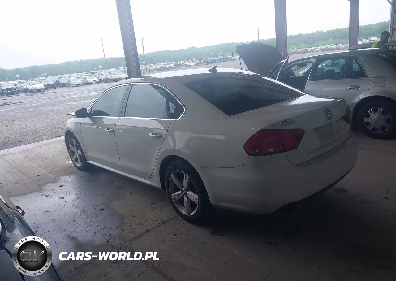 2013 Volkswagen Passat 2.5L Se VIN:1VWBP7A38DC035313 - 3