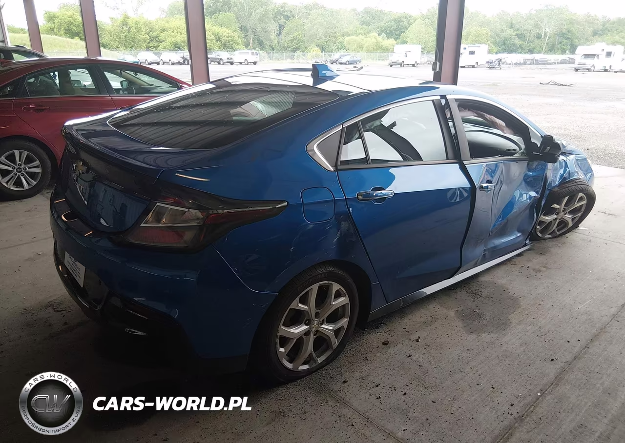 2018 Chevrolet Volt Premier VIN:1G1RD6S52JU139377 - 4