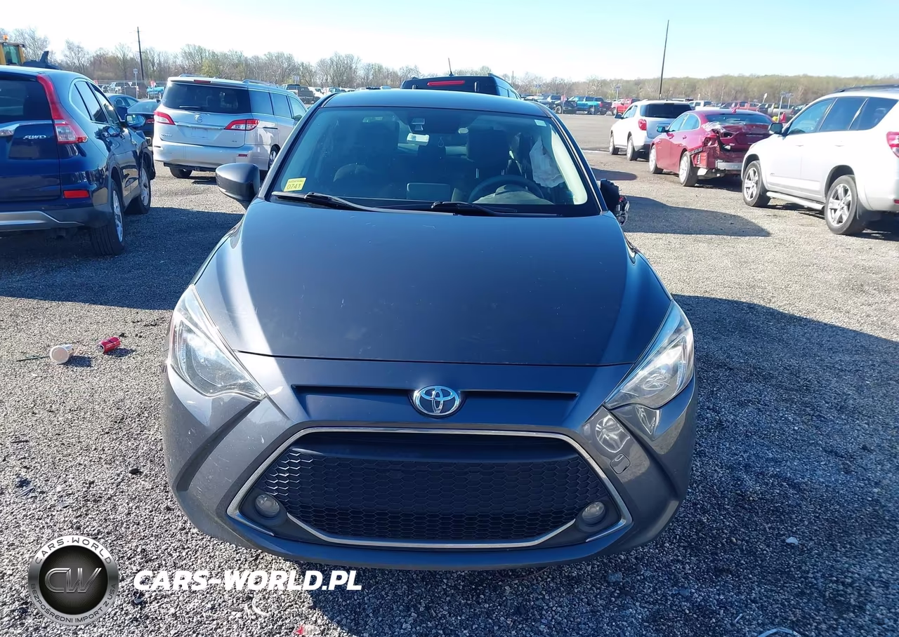 2019 Toyota Yaris Le VIN:3MYDLBYV7KY513373 - 12